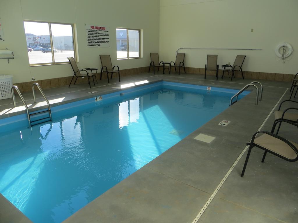The Edgewood Hotel And Suites Fairbury المظهر الخارجي الصورة